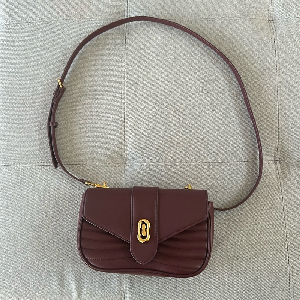 Charles and Keith Aubrielle Crossbody Bag - Picture 2 of 7